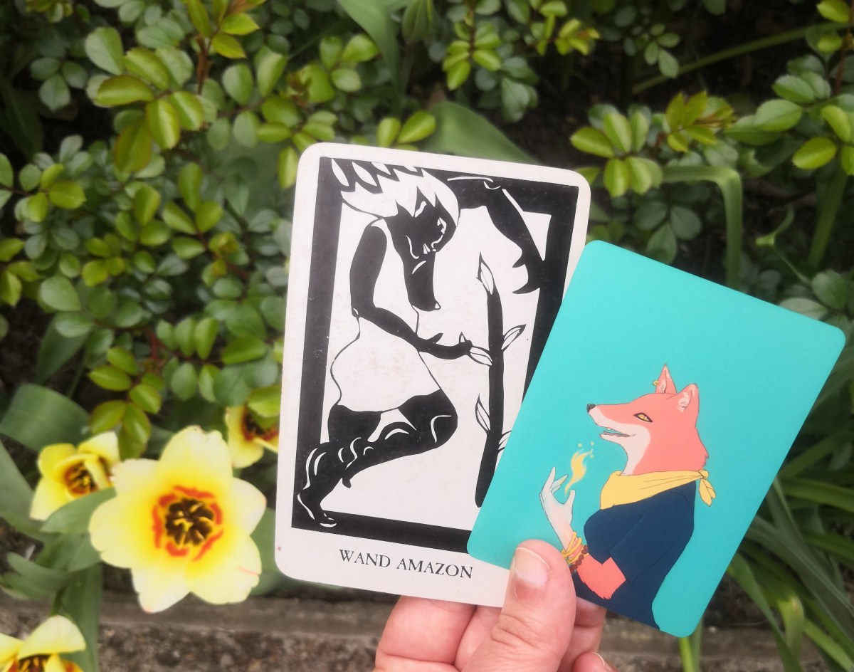 Comment apprendre le tarot: entretenir ta relation avec les&nbsp;jeux