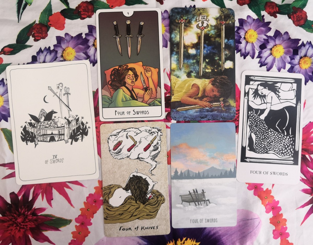 Le tarot en mots-clés: 4&nbsp;d&rsquo;épées