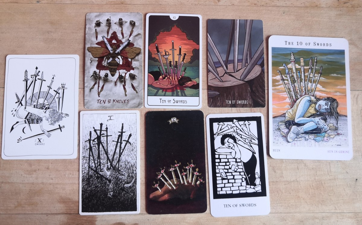 Le tarot en mots-clés: 10&nbsp;d&rsquo;épées